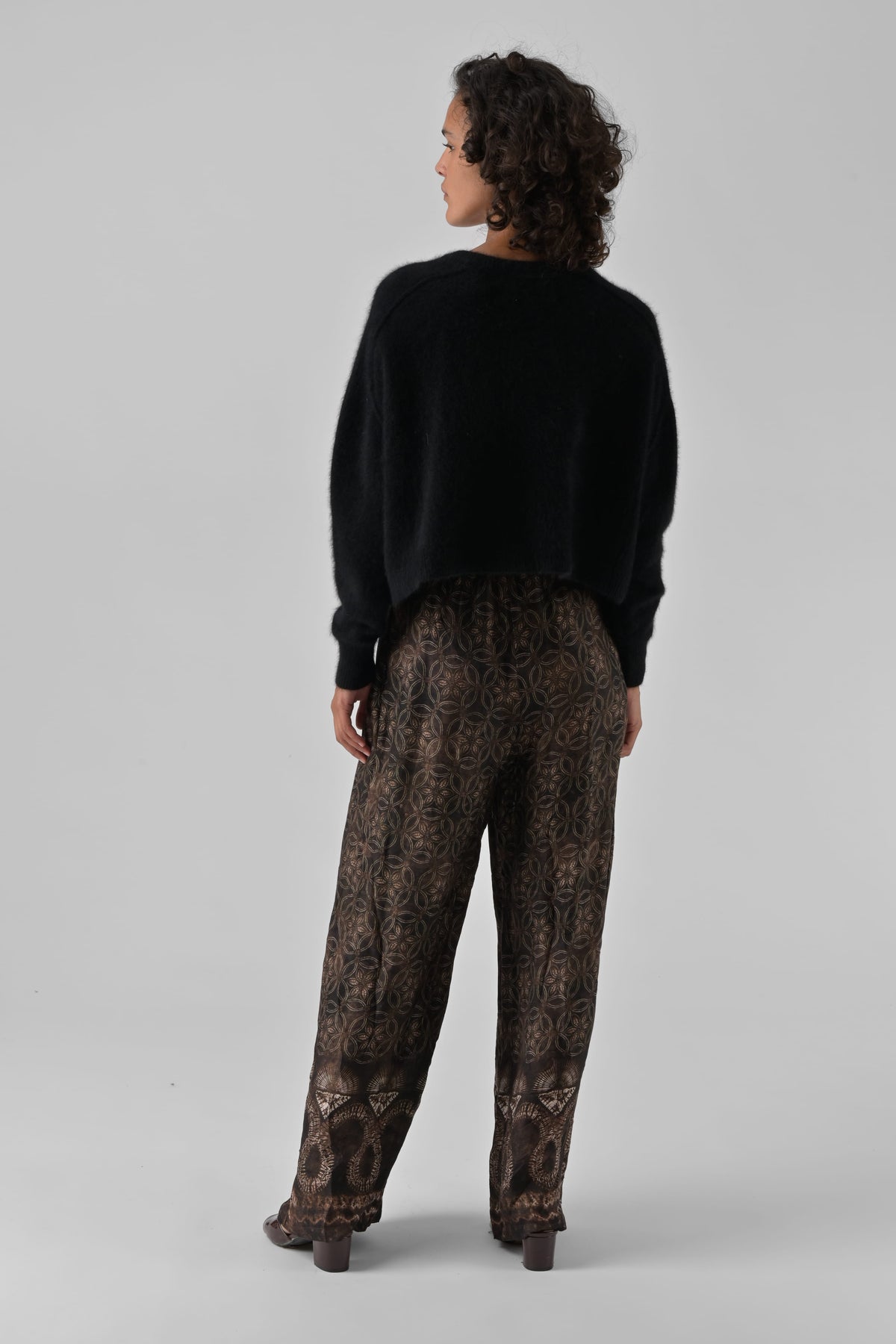 Pull Azmara
