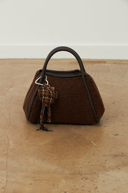 Sac à main trapèze en fausse fourrure Milo - Choco