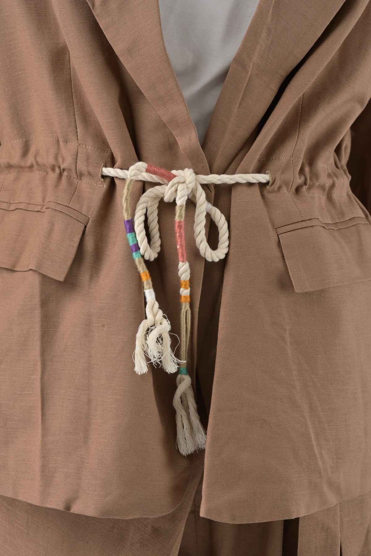 Veste Tiyi