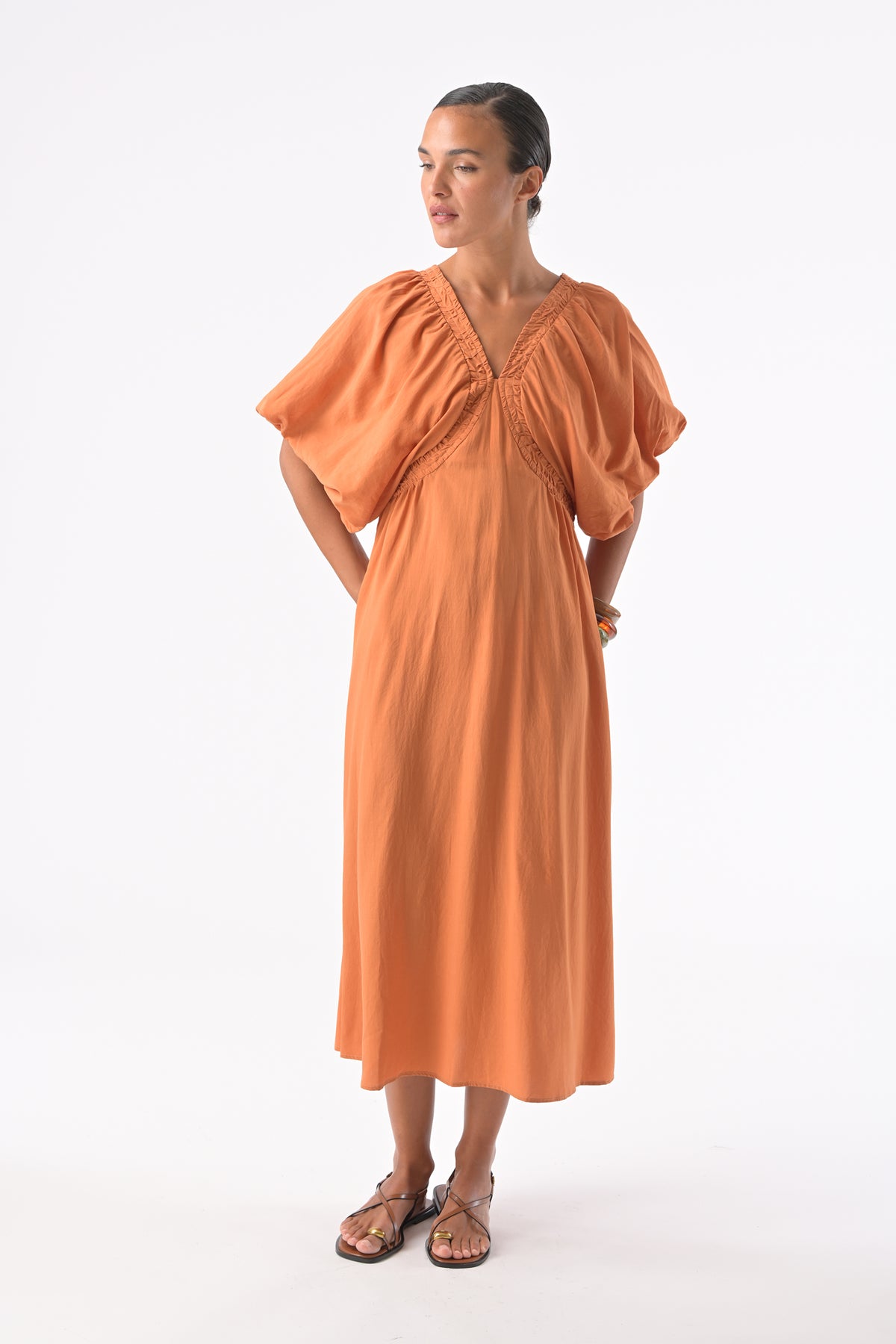 Robe Manoa