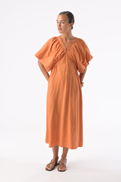 Robe Manoa
