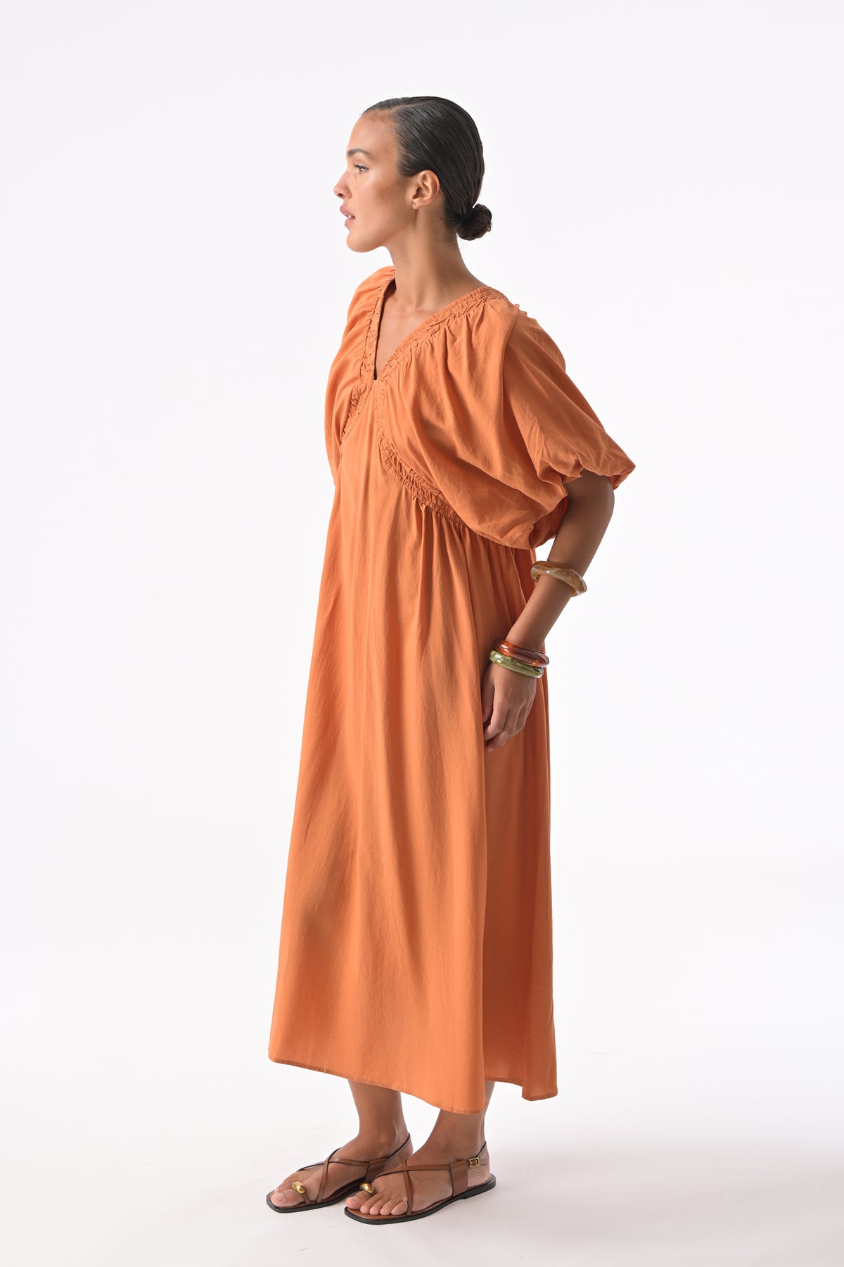 Robe Manoa