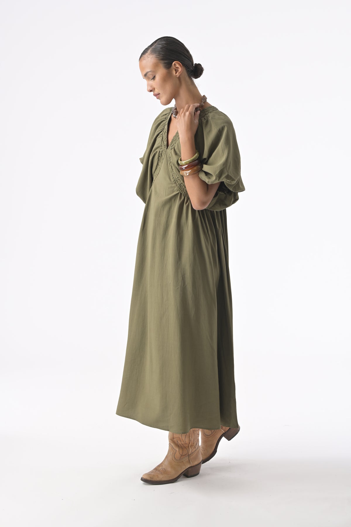 Robe Manoa