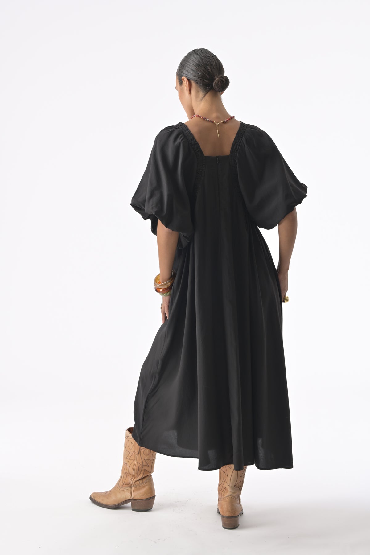 Robe Manoa
