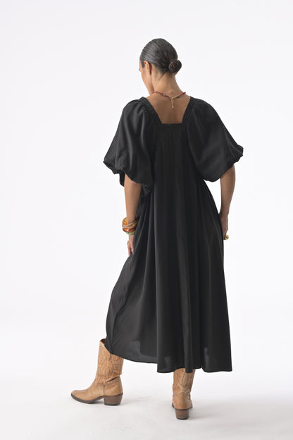Robe Manoa