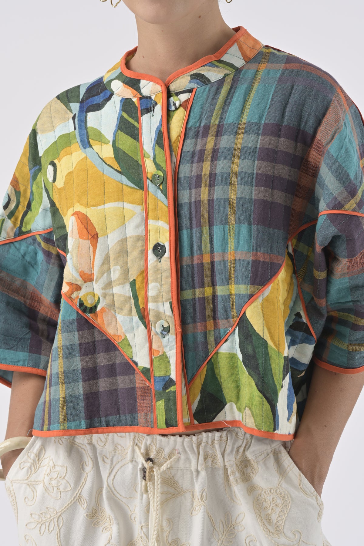 Veste Holy