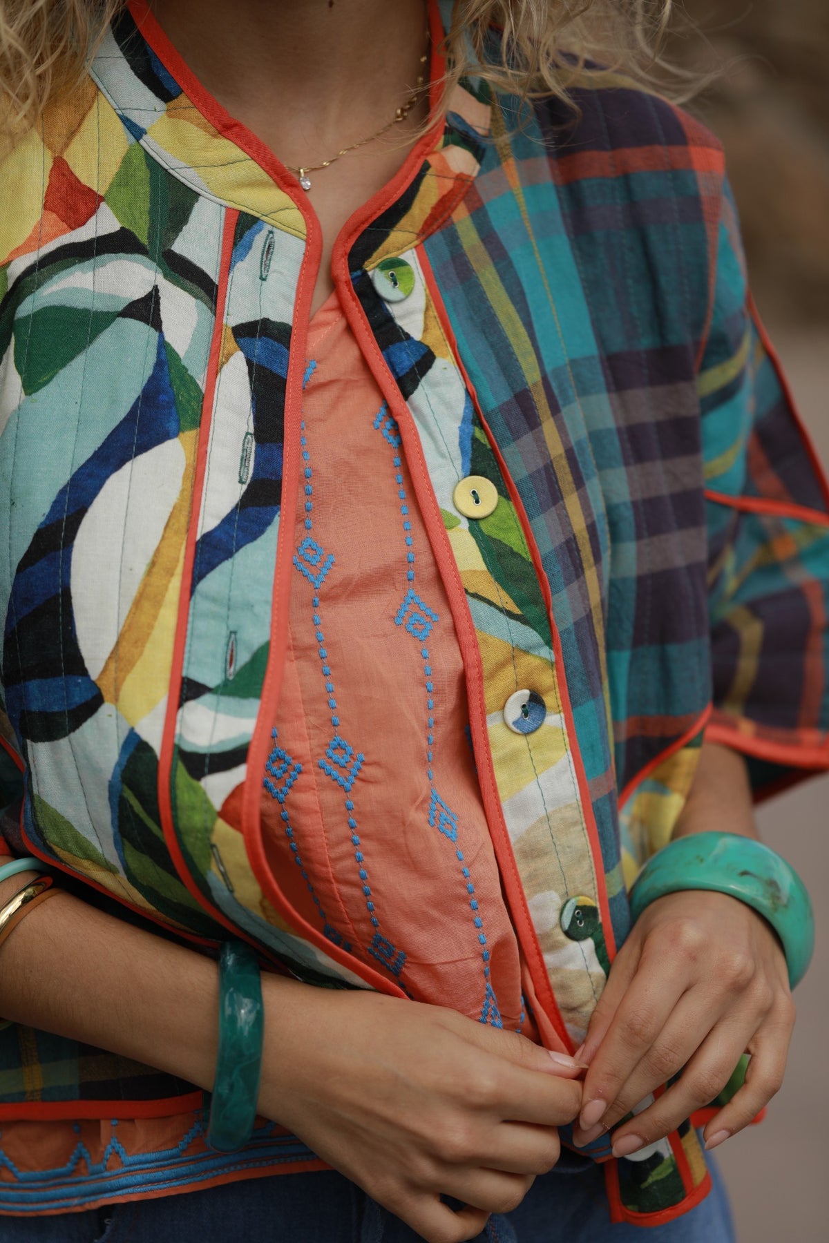Veste Holy