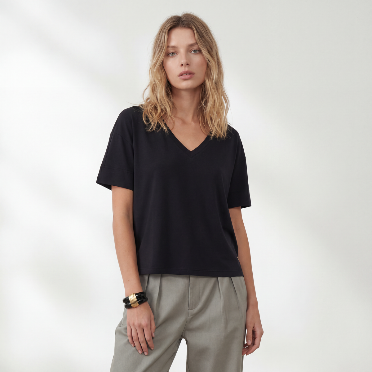 T-shirt col V Anya essentiel