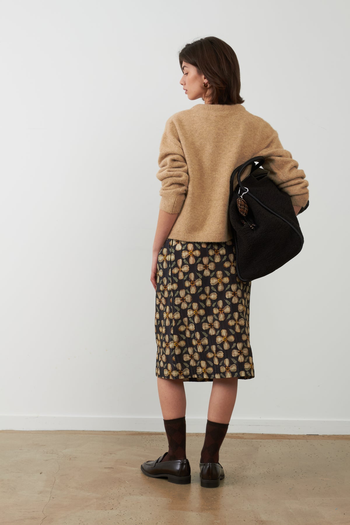 Gilet Eirlys beige avec foulard fleuri - Ficelle