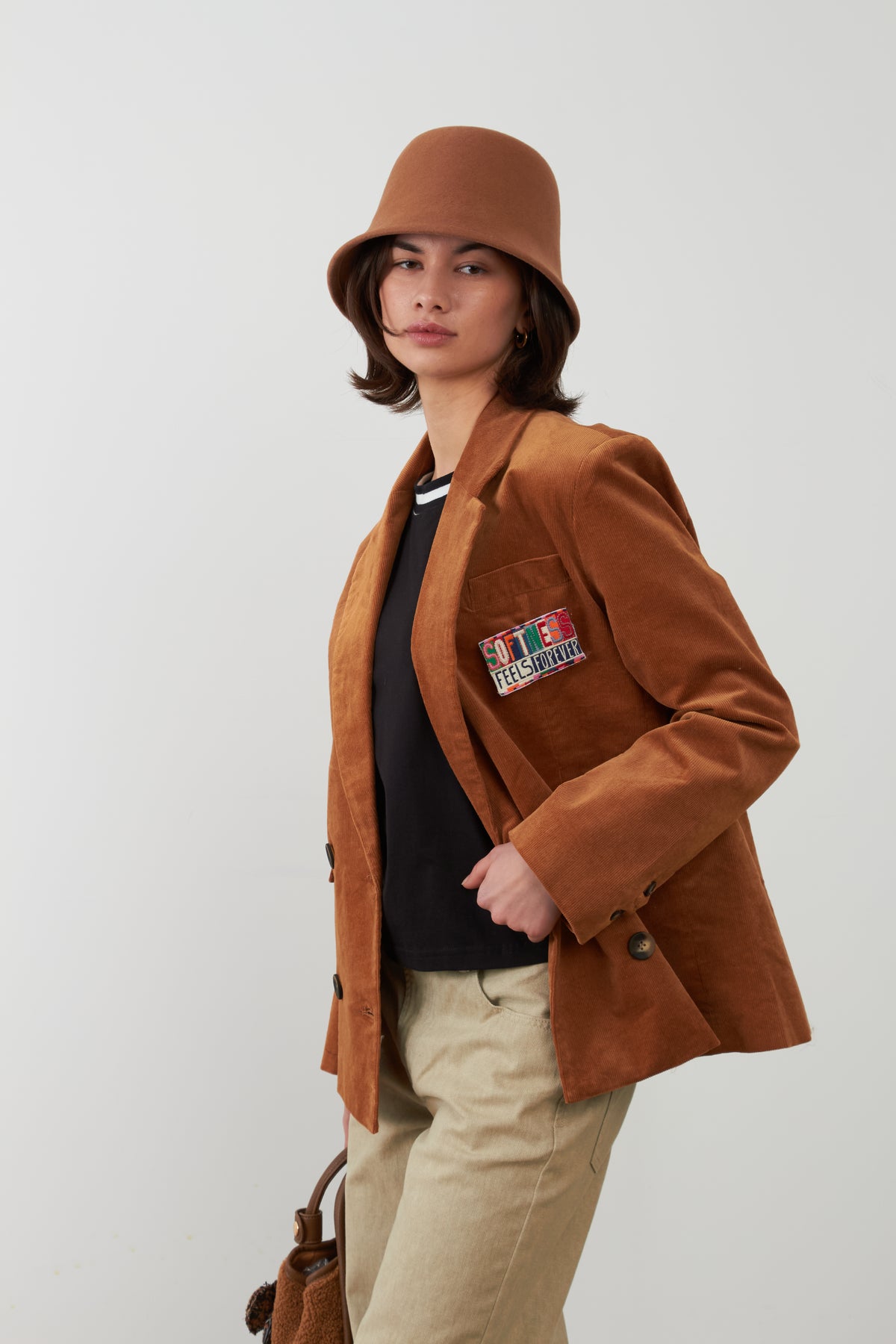 Blazer avec badge brodé Adriel - Camel Pollen