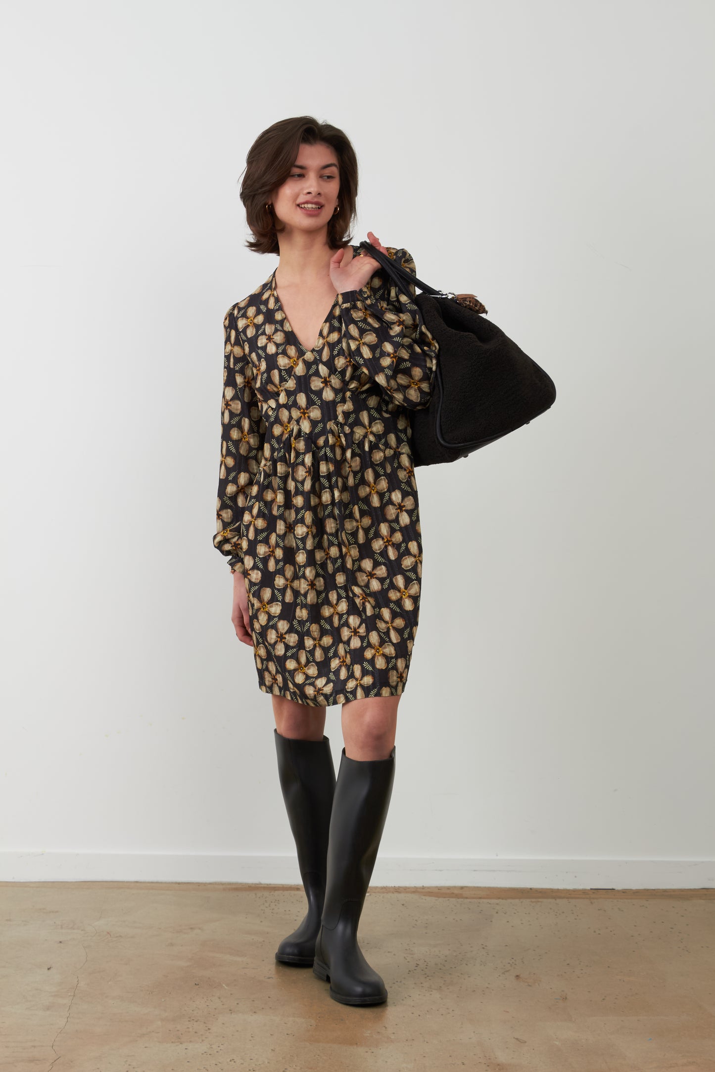 Robe courte motifs fleurs Judy - Orpheus Botanic