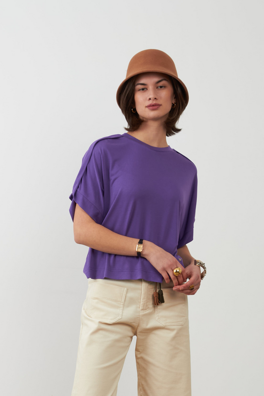 T-shirt col rond avec des épaules travaillées Delta - Violet