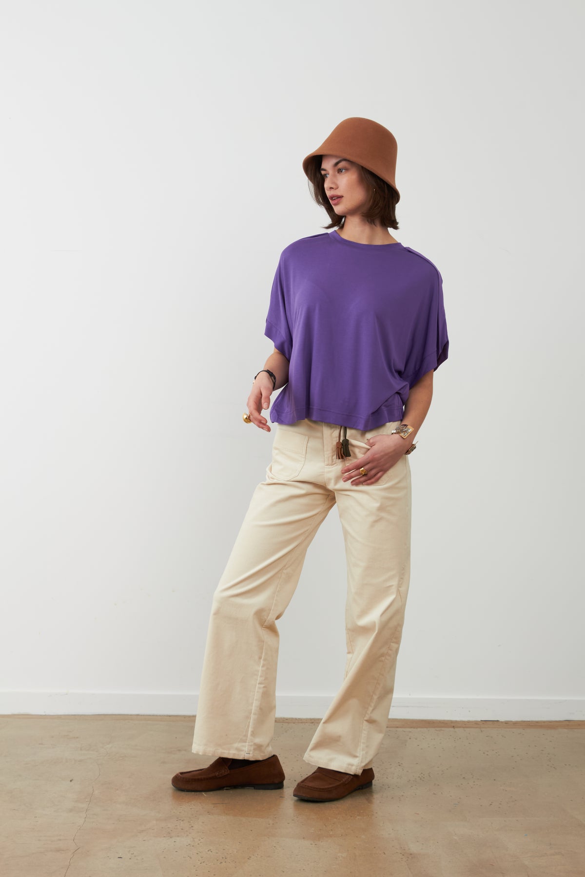 T-shirt col rond avec des épaules travaillées Delta - Violet