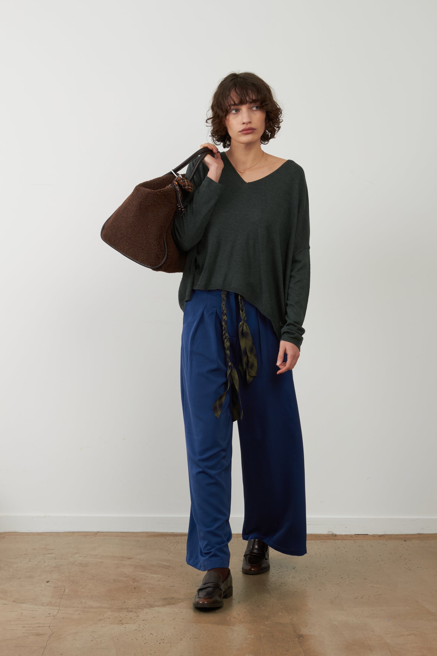Pull mérinos col V Leila - Vert Brume
