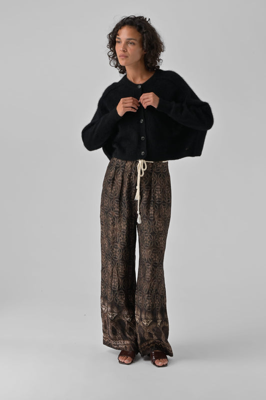 Pull Azmara