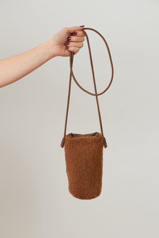 Sac pochette de téléphone en fausse fourrure Gina - Camel