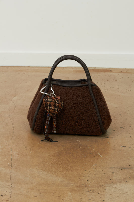 Sac à main trapèze en fausse fourrure Milo - Choco