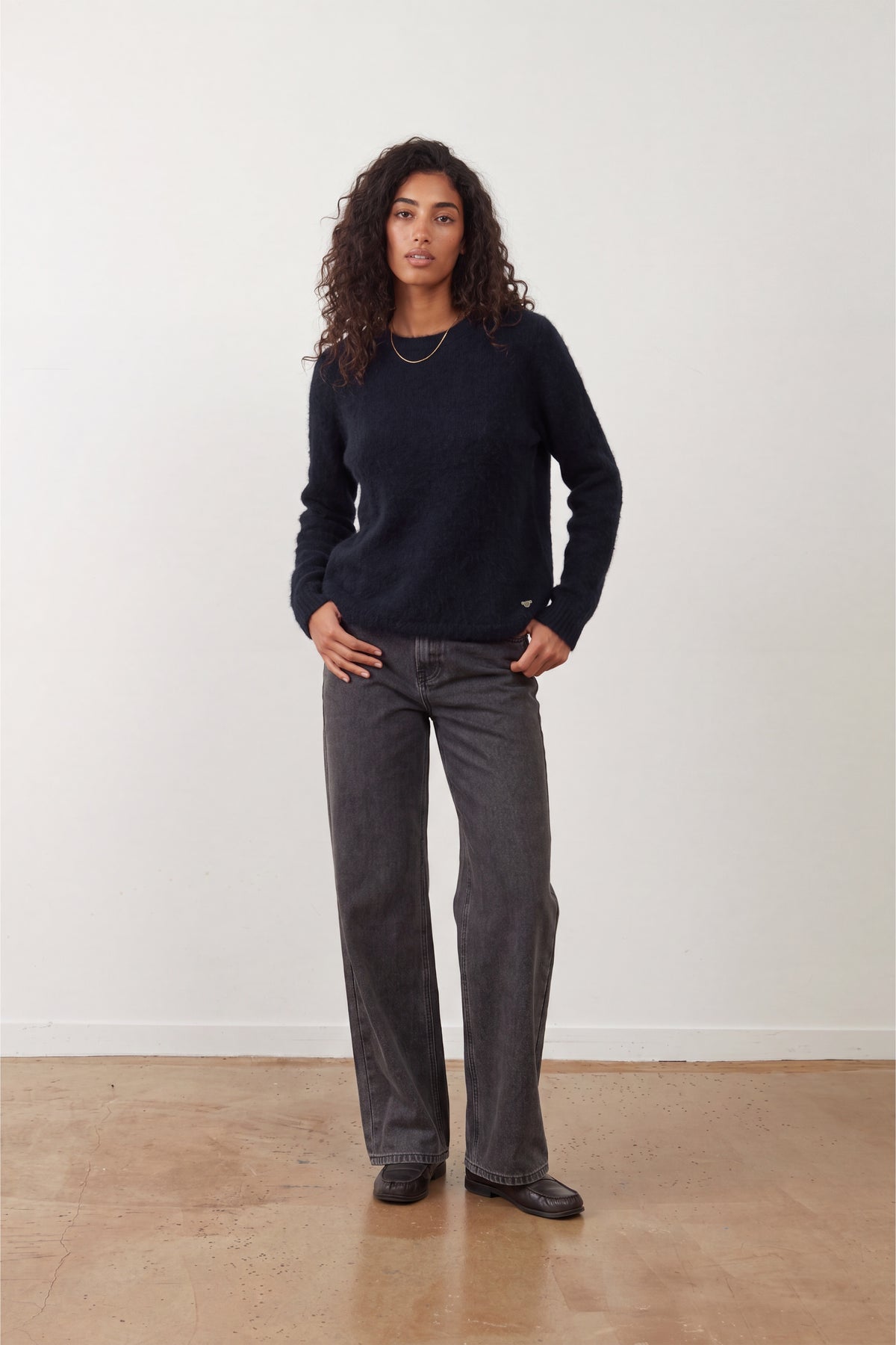 Pull col rond racoon & laine Samba - Encre
